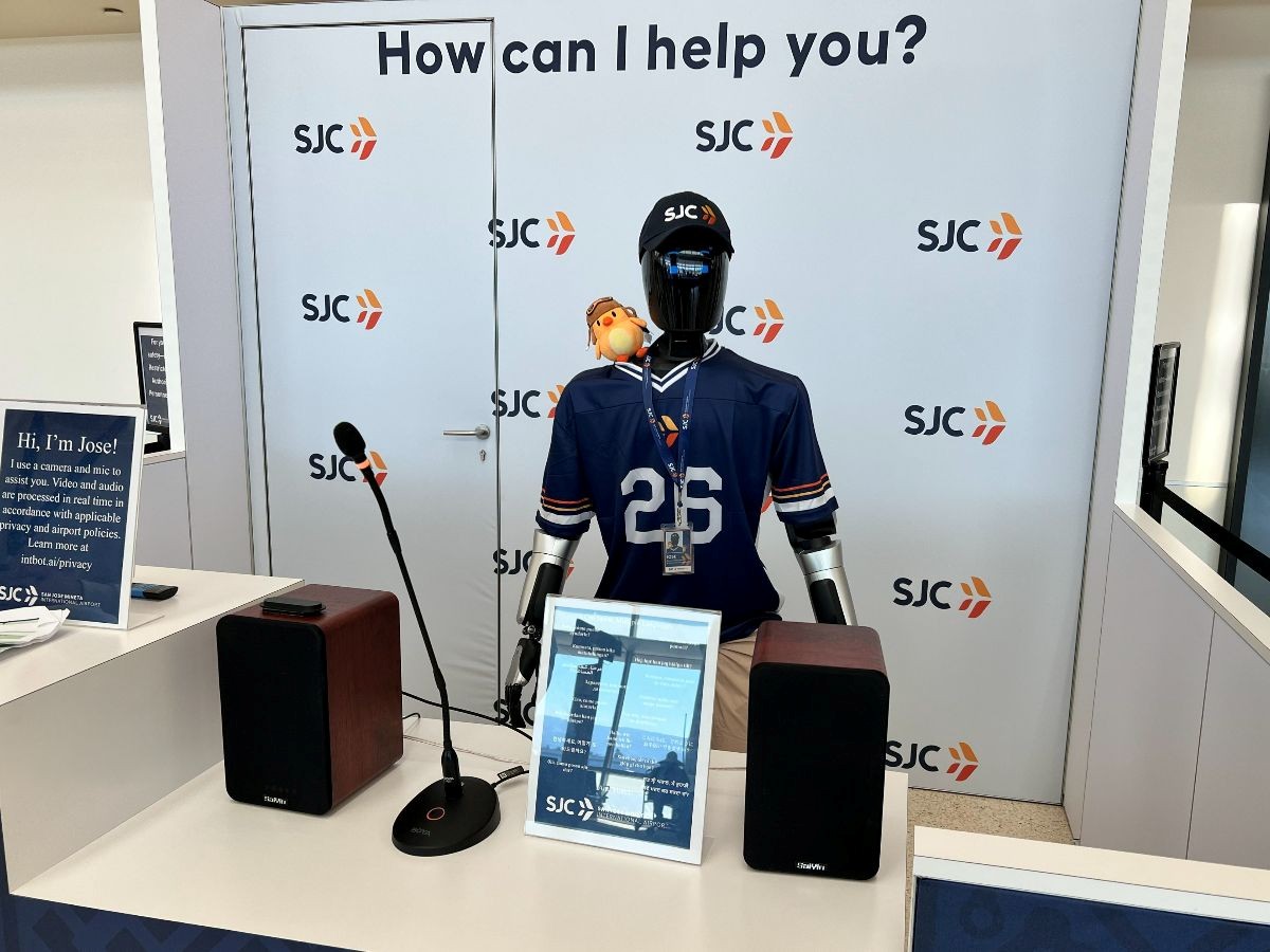 Jose the IntBot at SJC in Terminal B