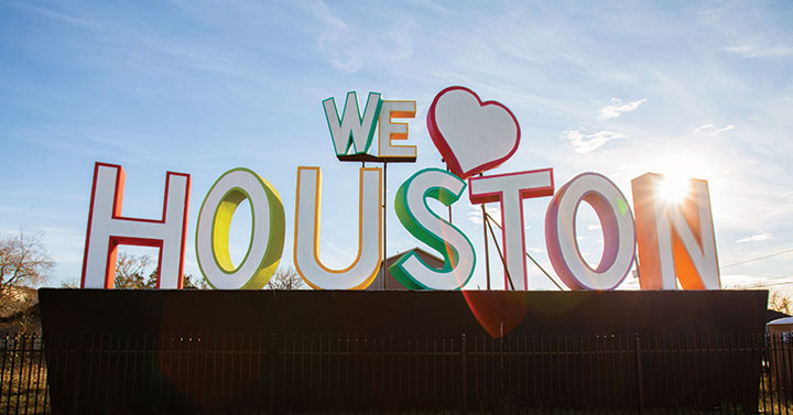 We__Heart__Houston_2_SWyqf7EIdNGhuj0eOnPyb5p_cmyk_l.jpg